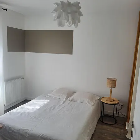 - Proche Circuit 24 Du Mans Saint-Georges-du-Bois (Sarthe)