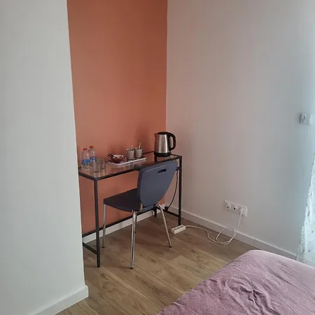 - Proche Circuit 24 Du Mans *