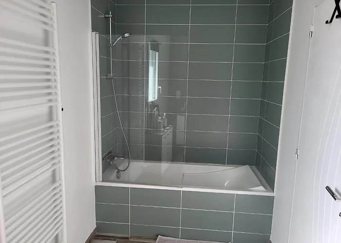 Couette-café - Proche Circuit 24 Du Mans *