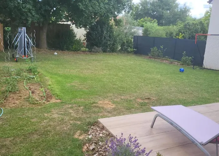 Couette-café - Proche Circuit 24 Du Mans *