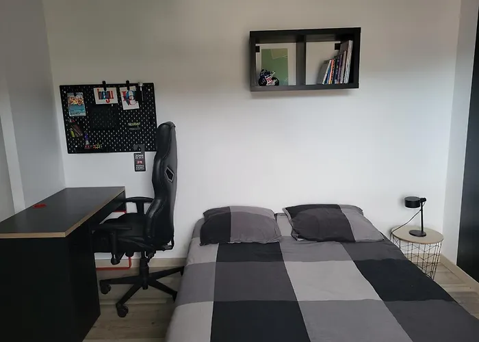 - Proche Circuit 24 Du Mans * Saint-Georges-du-Bois (Sarthe)